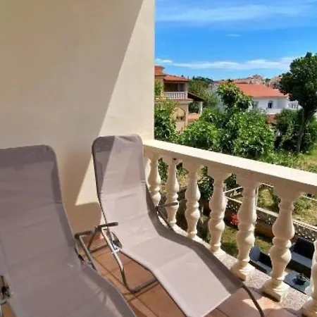 Apartment Jozephine 2 By Guide Pula